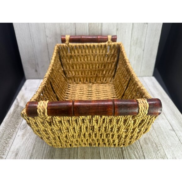 Vintage Woven Wicker Rattan Basket Tray Rectangle Wooden Handle Boho 11"x9" - Picture 2 of 7